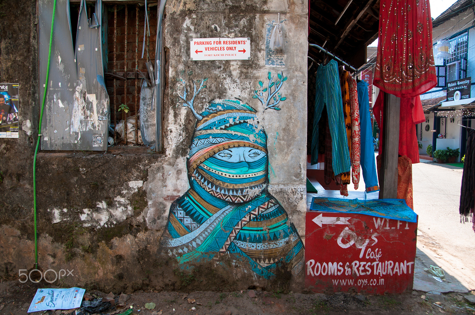 Pentax K-7 sample photo. Oy's street art photography