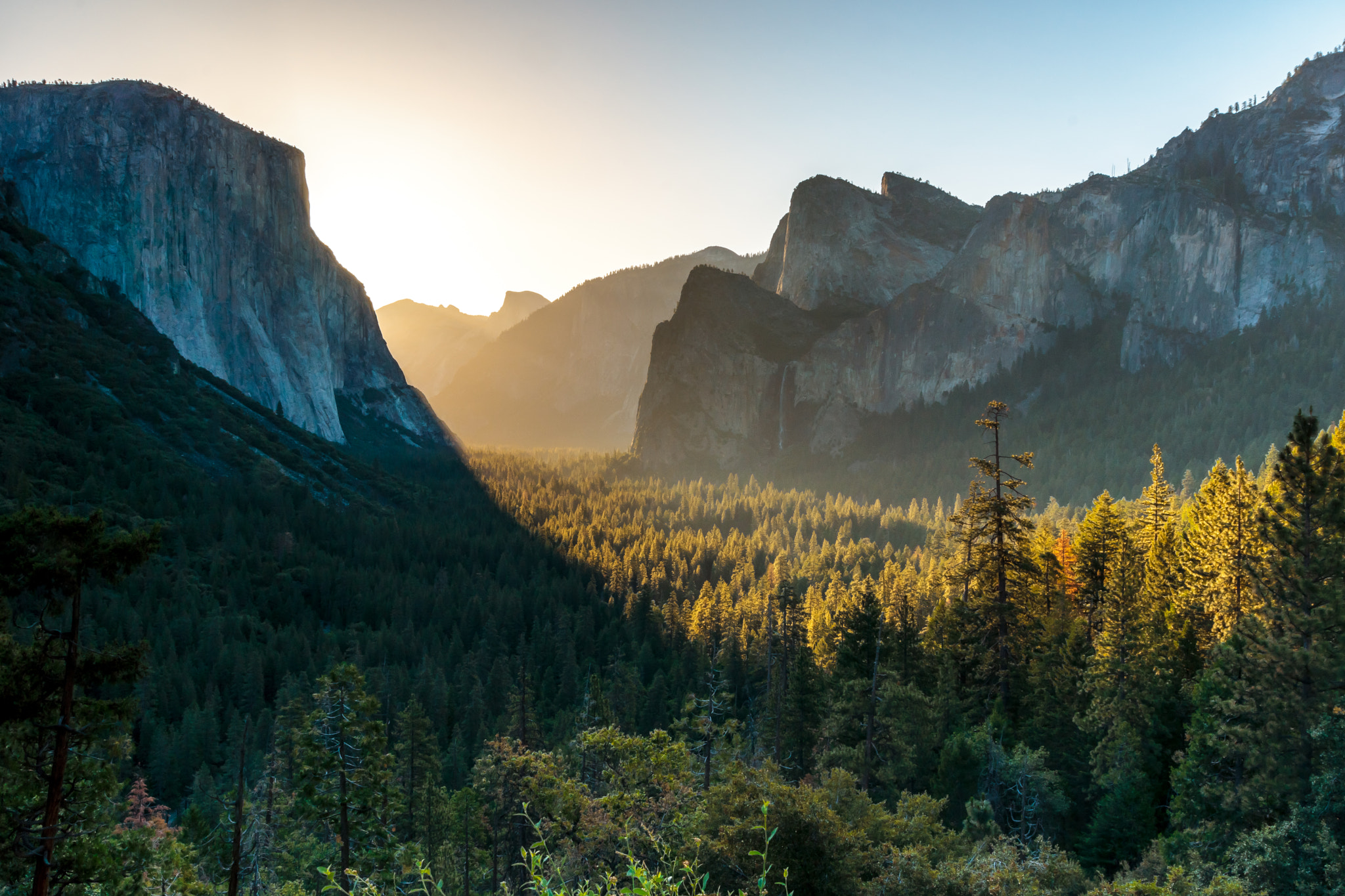 Sony SLT-A65 (SLT-A65V) sample photo. Sunrise at yosemite photography