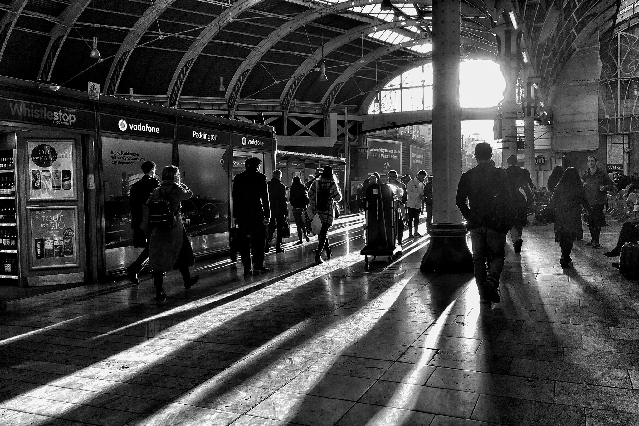 Jag.gr 645 PRO Mk III for iOS sample photo. Low sun at paddington photography