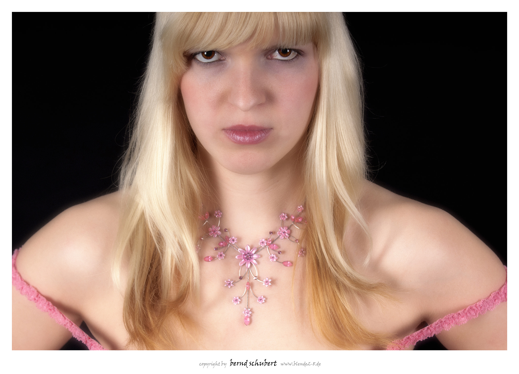 Nikon D2X sample photo. *blond* photography