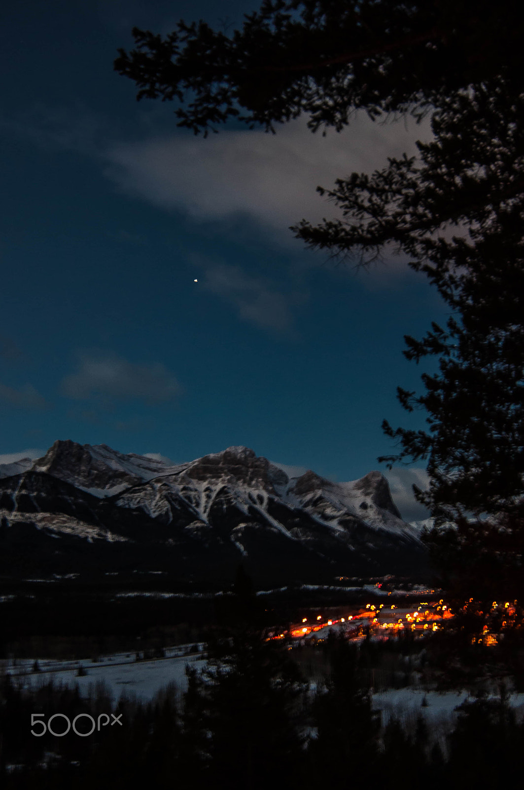 Nikon AF-S Nikkor 18-35mm F3.5-4.5G ED sample photo. Banff (of ) photography