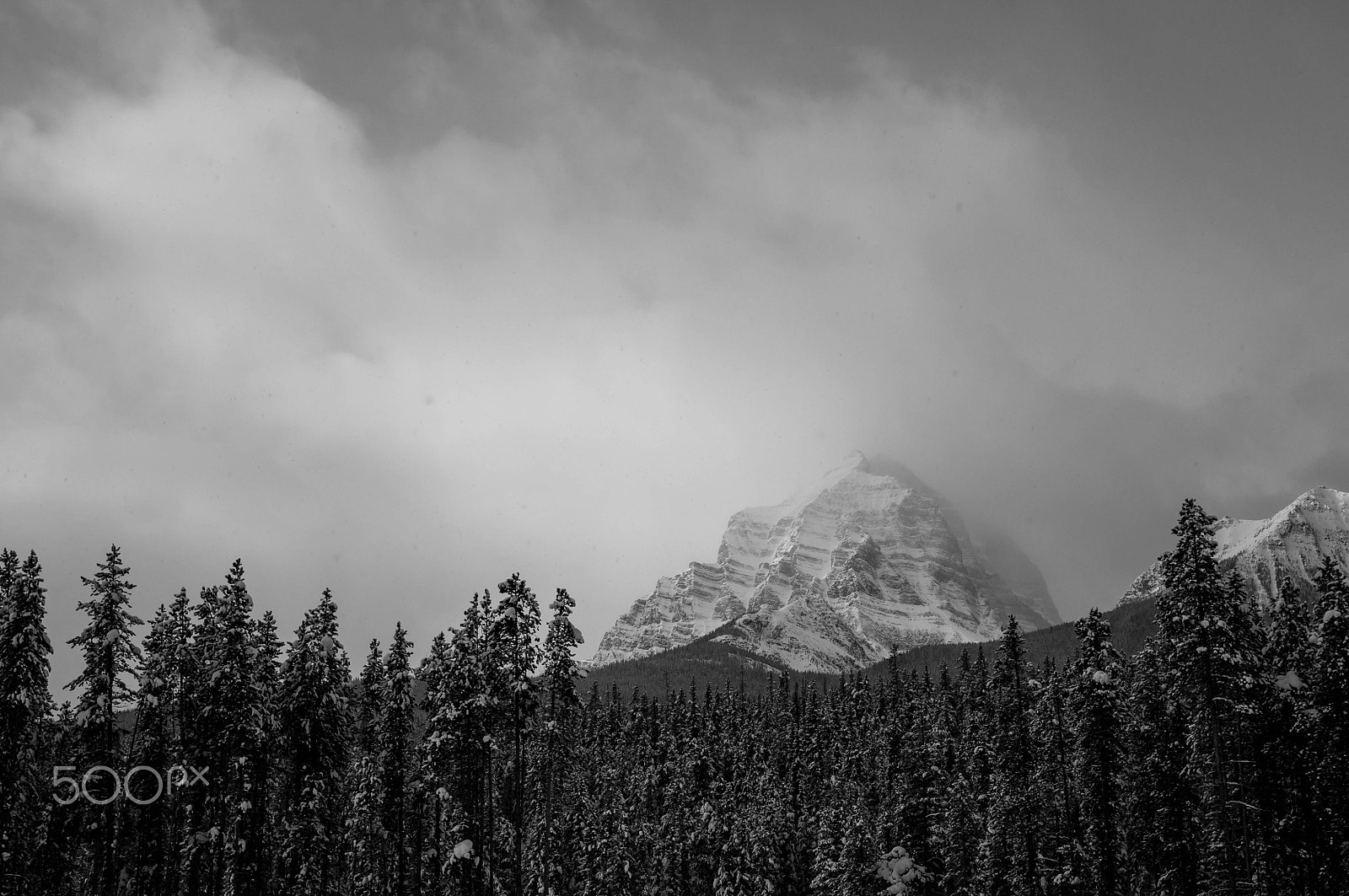 Nikon AF-S Nikkor 18-35mm F3.5-4.5G ED sample photo. Banff (of ) photography