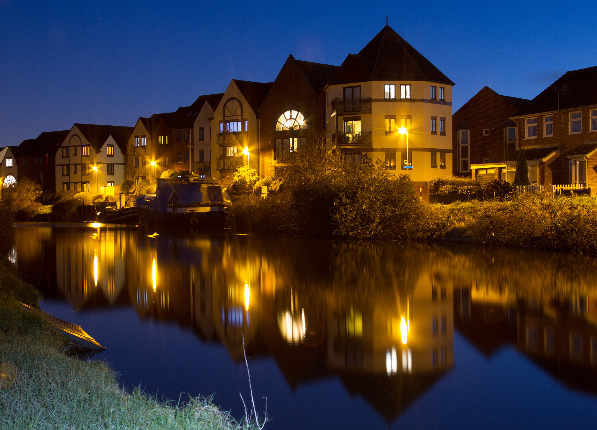 Canon EF 28-70mm f/3.5-4.5 sample photo. Exter canal photography