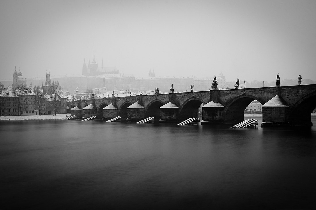 Pentax smc DA* 16-50mm F2.8 ED AL (IF) SDM sample photo. Charles bridge in snow photography
