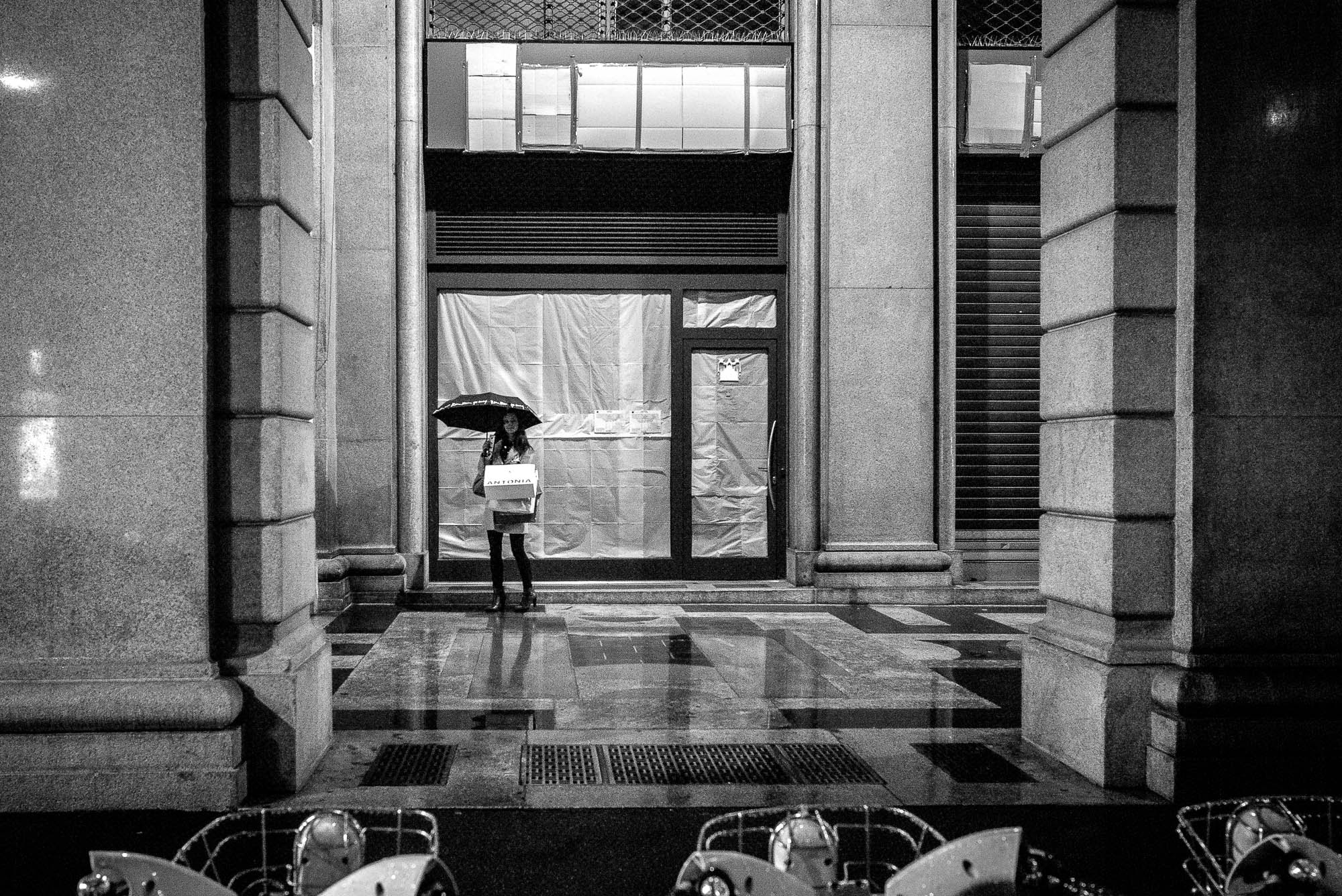 Summicron-M 1:2/28 ASPH. sample photo. Waiting photography