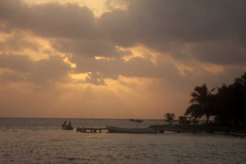 Canon EF 24-85mm F3.5-4.5 USM sample photo. Sunset in belize photography