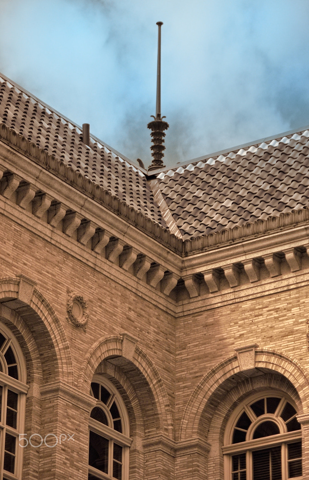 Nikon D70s sample photo. Courtyard corner detail, ir photography