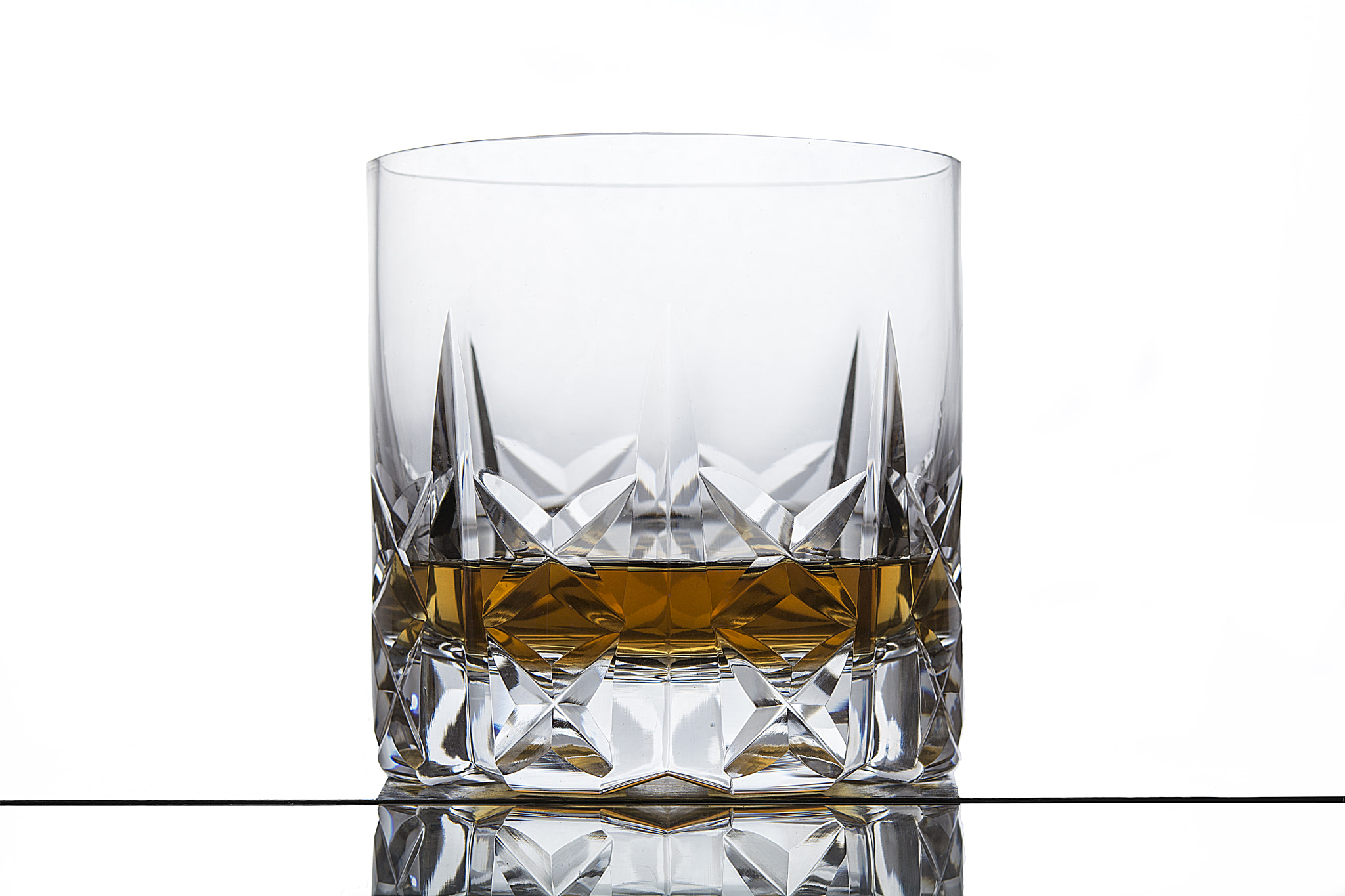 Nikon AF-S Micro-Nikkor 60mm F2.8G ED sample photo. Whiskey in the glass photography