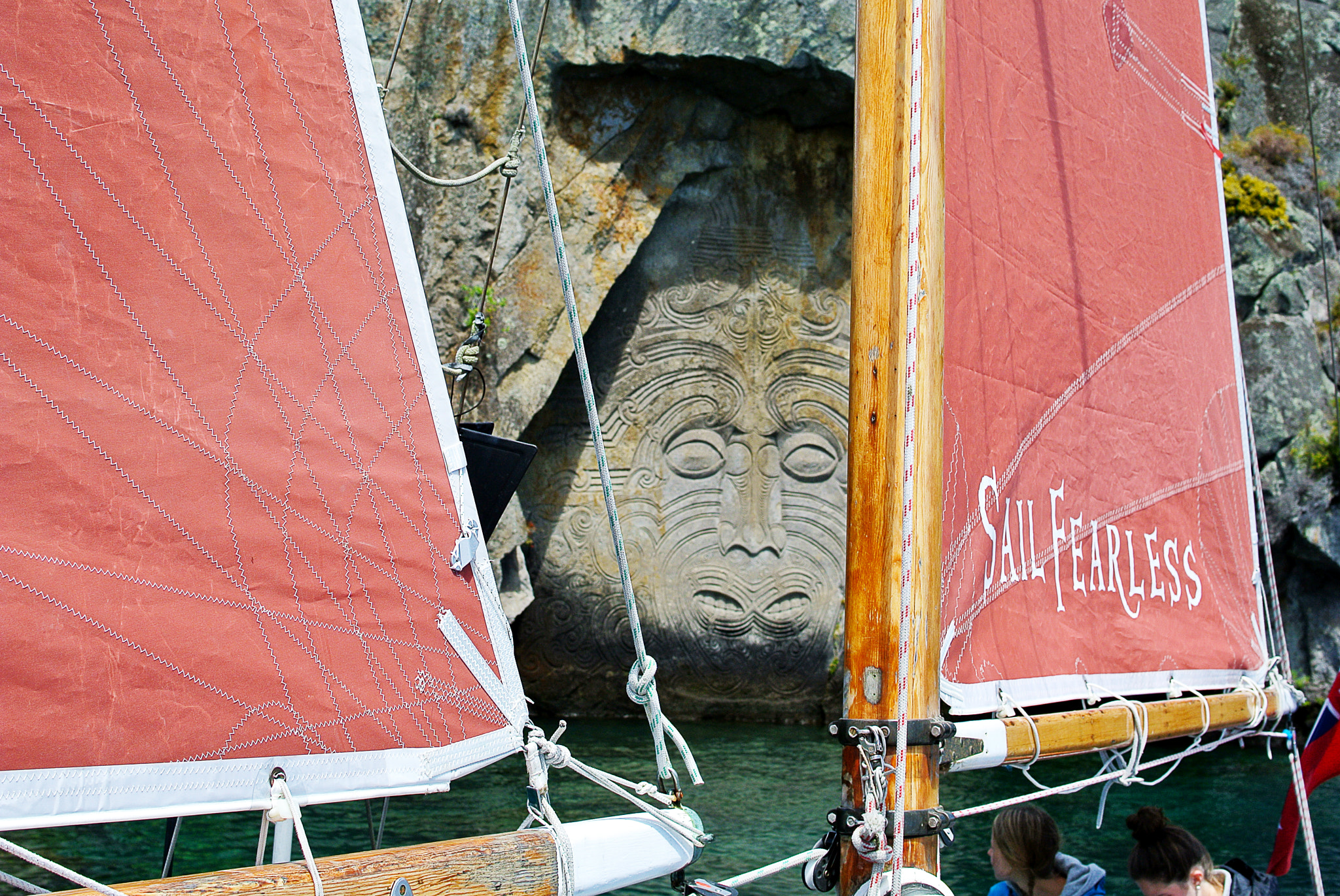 Nikon 1 V1 + Nikon 1 Nikkor 18.5mm F1.8 sample photo. Taupo lake - new zealand - ship photography