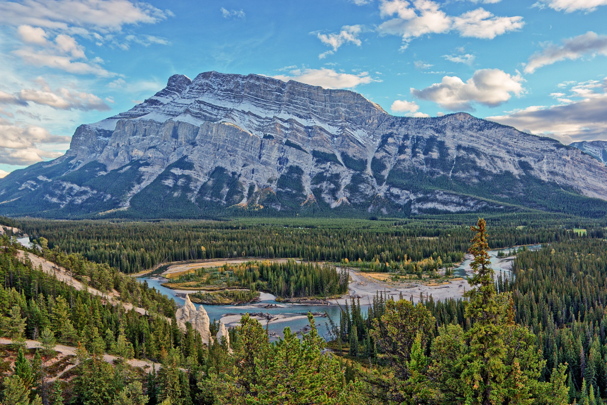 HD Pentax DA 15mm F4 ED AL Limited sample photo. Mount rundle, alberta photography
