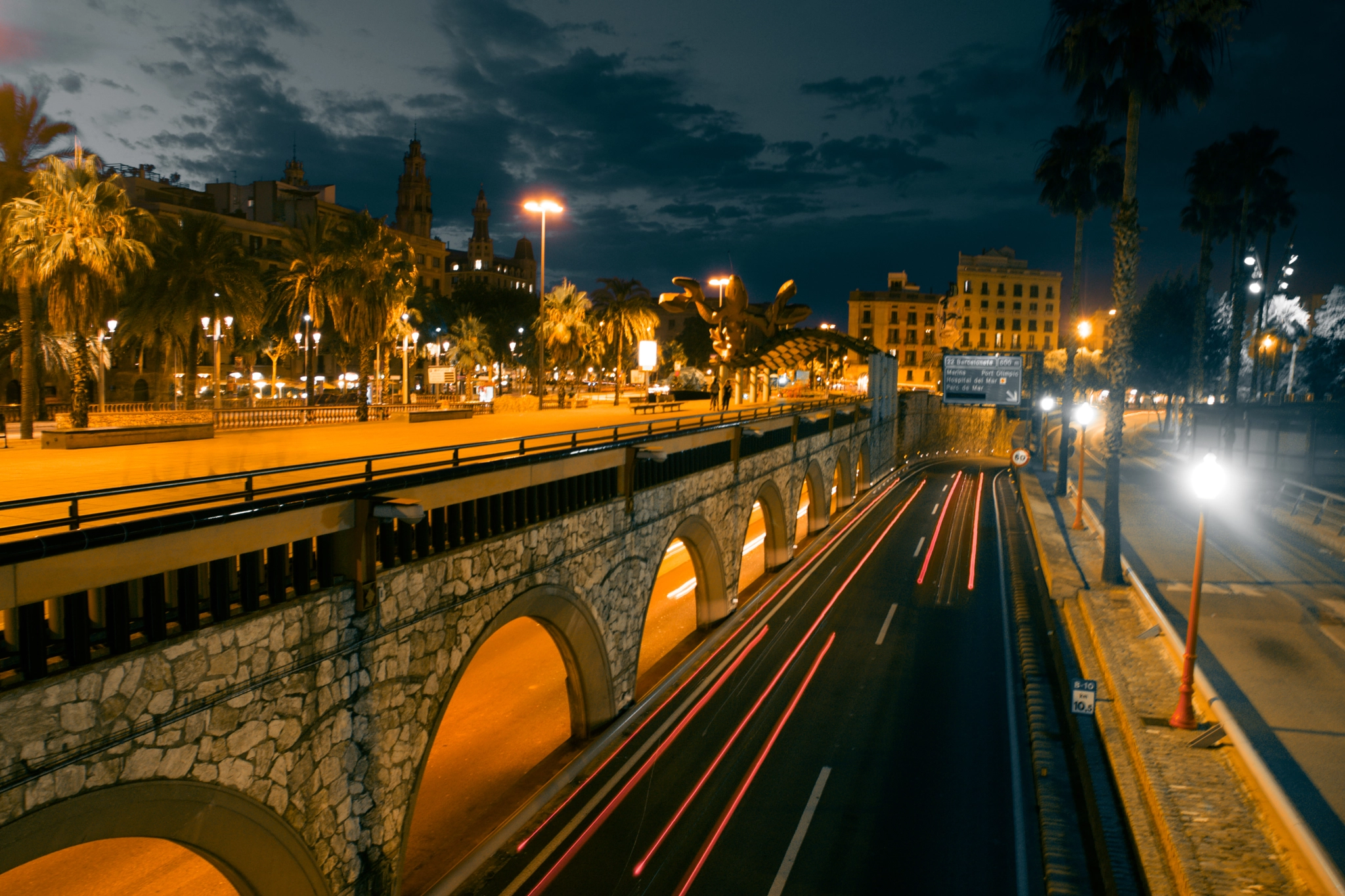 Sony SLT-A77 + Minolta AF 17-35mm F2.8-4 (D) sample photo. Barcelona photography