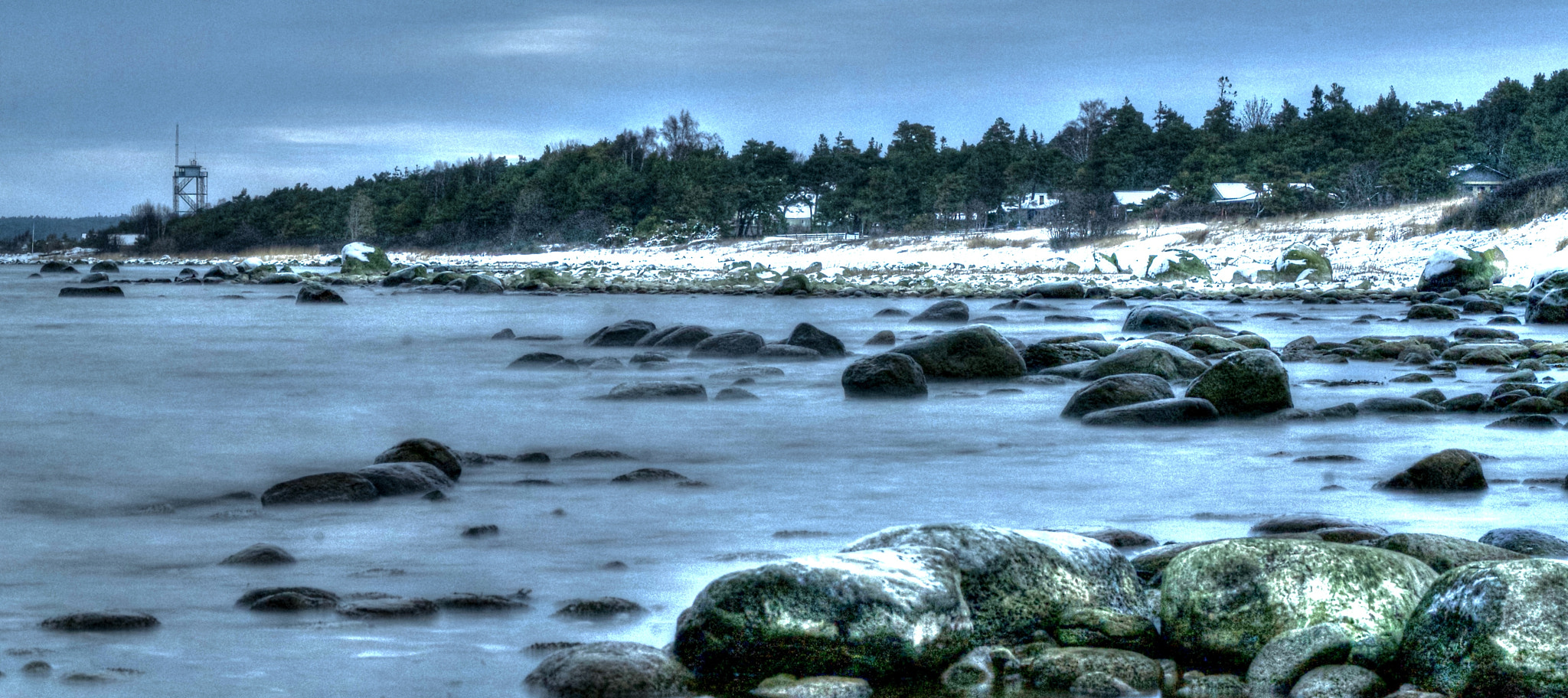 AF Zoom-Nikkor 28-105mm f/3.5-4.5D IF sample photo. Tonemapped photography