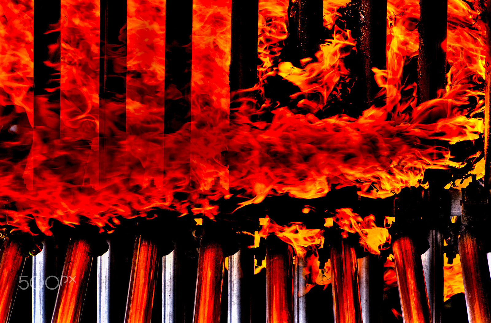 Tamron SP 70-300mm F4-5.6 Di USD sample photo. Fluid blaze photography
