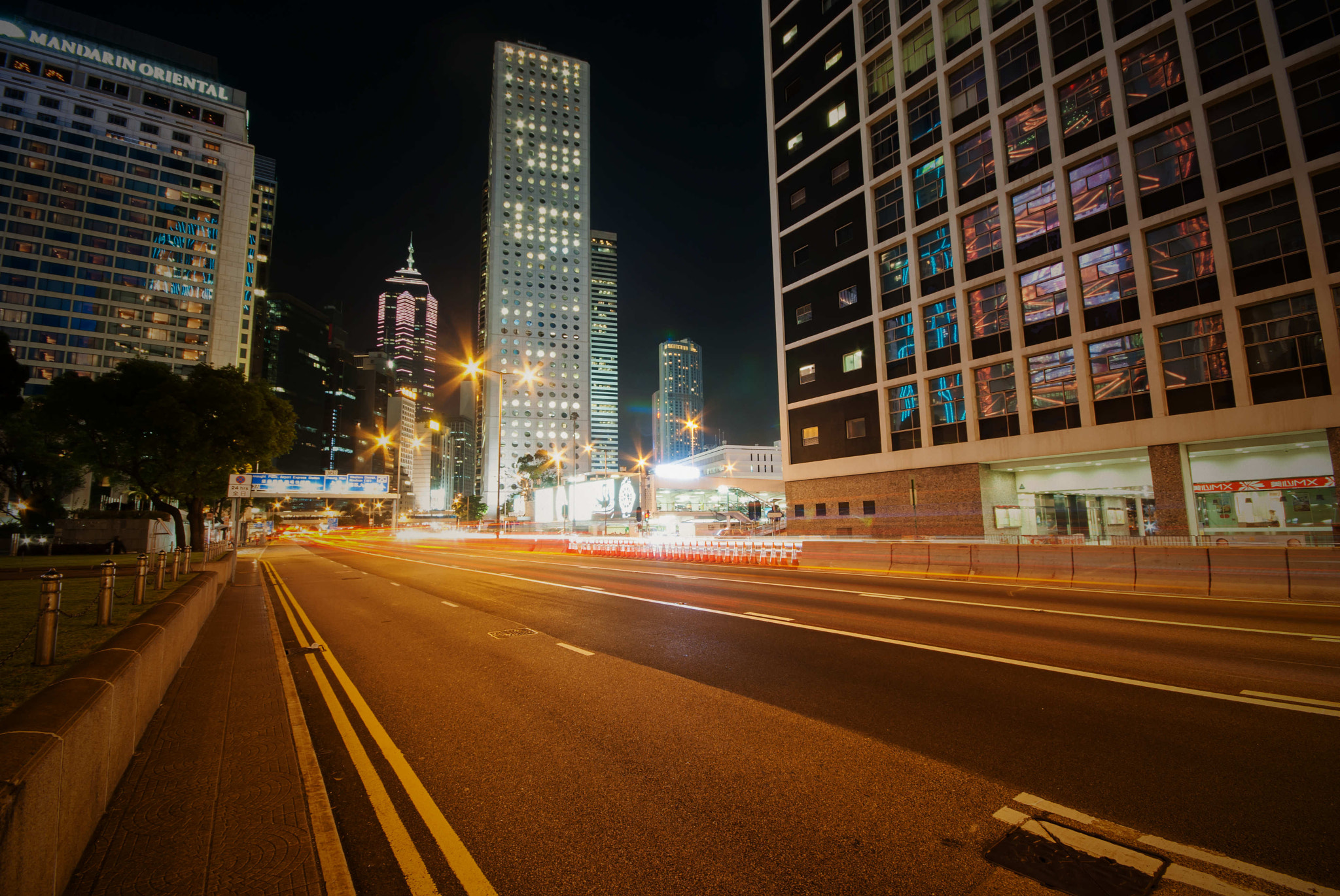 Pentax K10D + Sigma AF 10-20mm F4-5.6 EX DC sample photo. Kd，hongkong photography