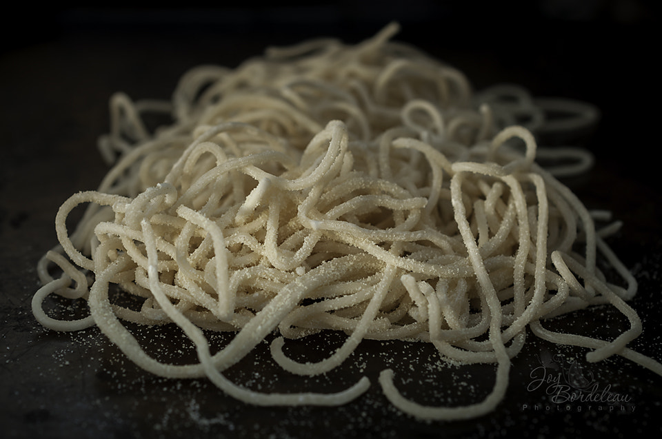 Nikon AF-S DX Micro Nikkor 40mm F2.8 sample photo. Raw spaghetti photography