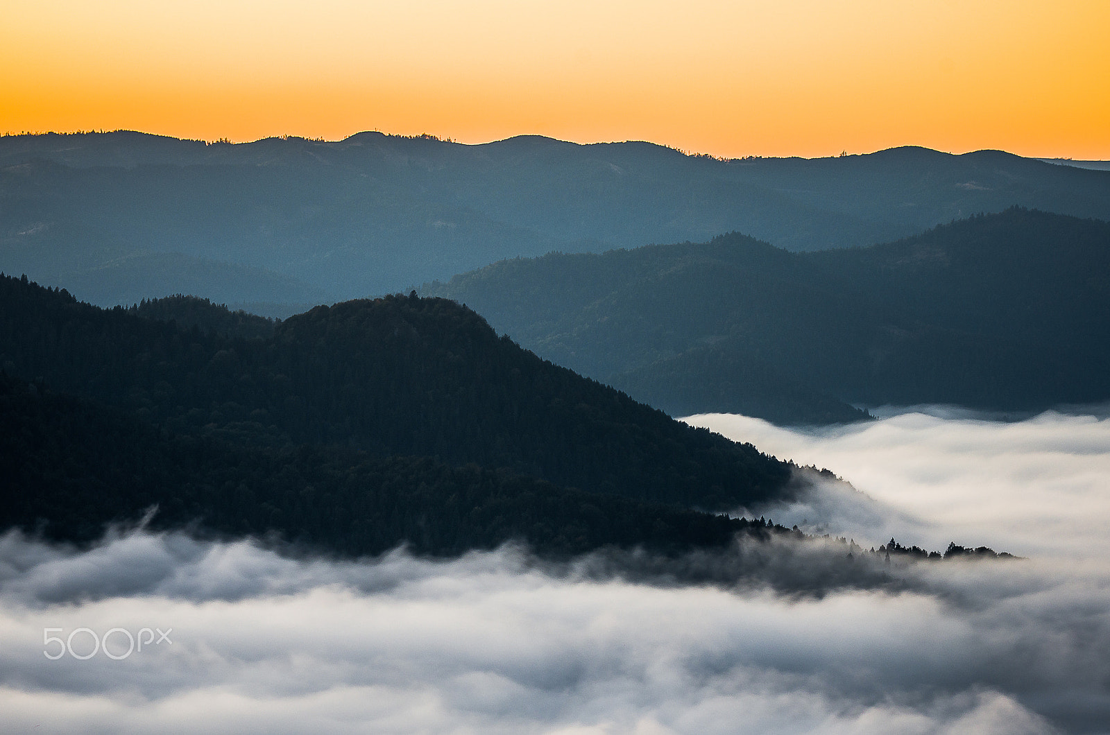 Pentax smc DA 55-300mm F4.0-5.8 ED sample photo. Layers in pieniny photography