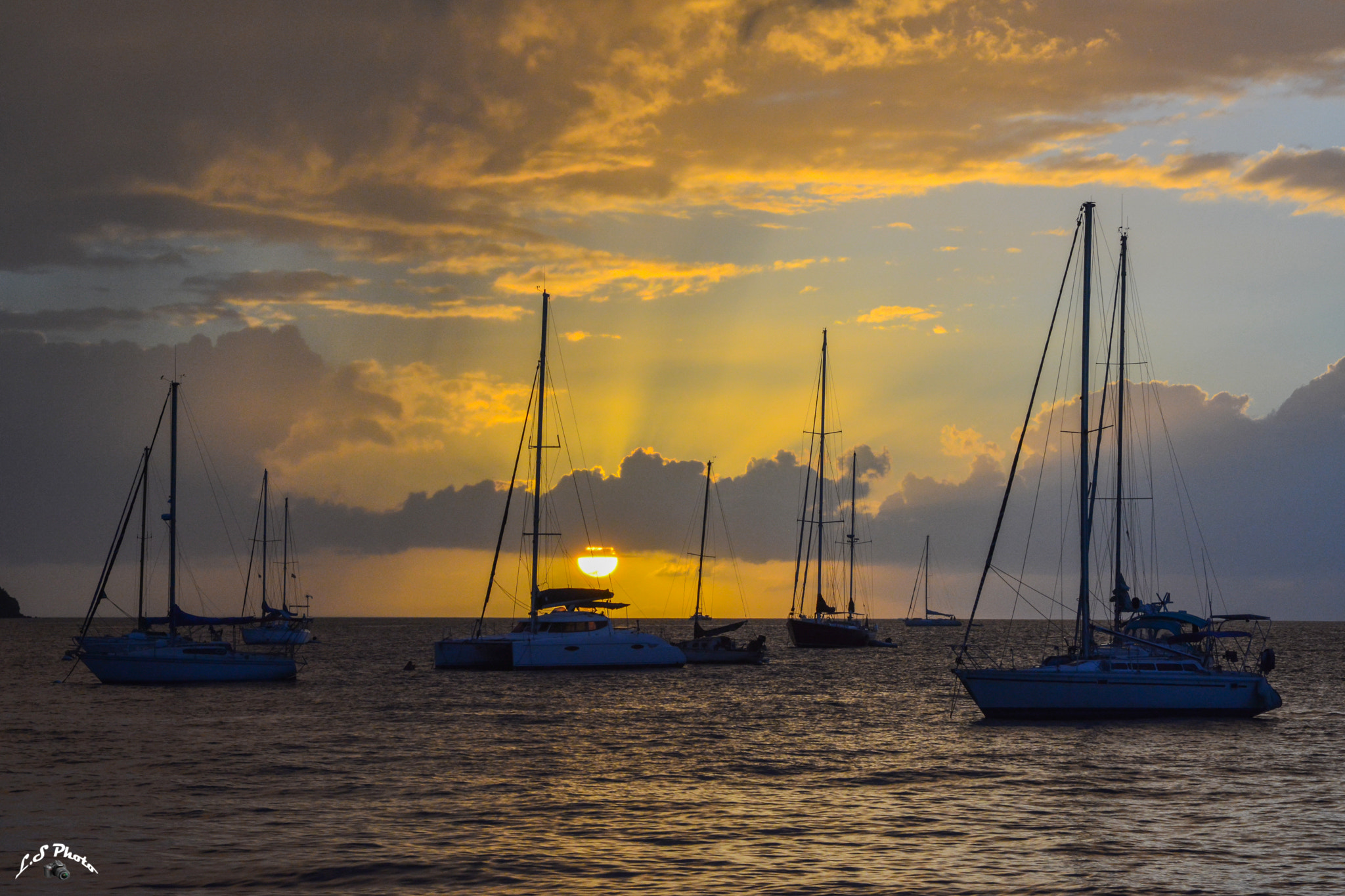 Sigma 17-70mm F2.8-4 DC Macro OS HSM | C sample photo. Sunset martinique pointe du bout photography