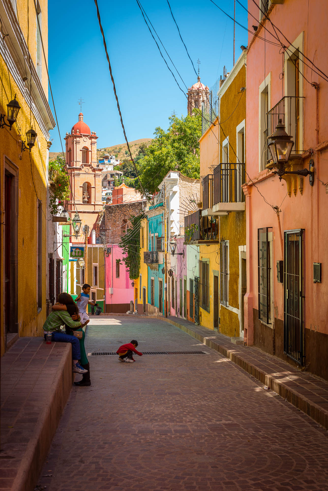 Nikon D800E + Sigma 50mm F1.4 EX DG HSM sample photo. Street guanajuato photography