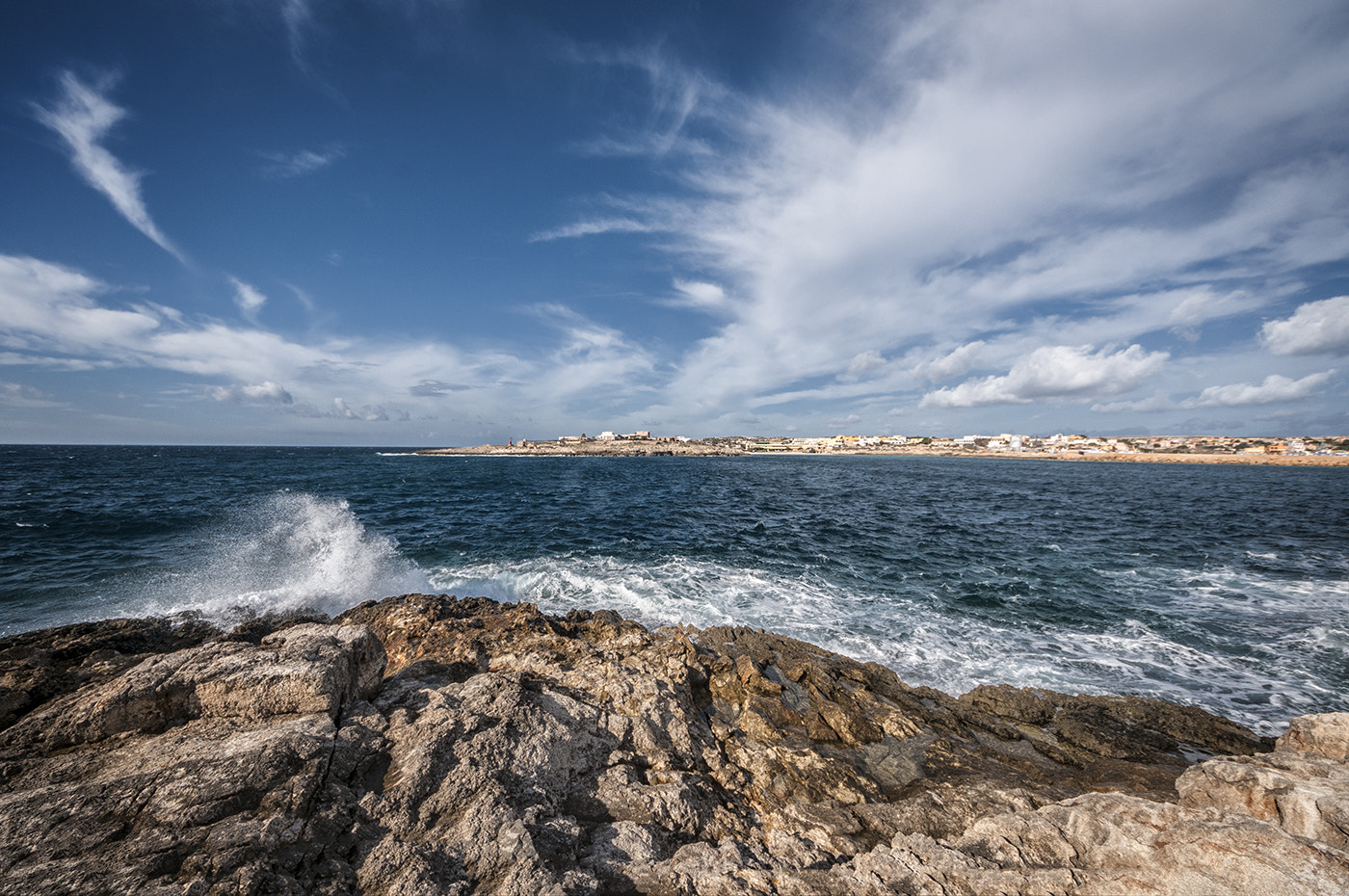 Sigma 8-16mm F4.5-5.6 DC HSM sample photo. Web photography