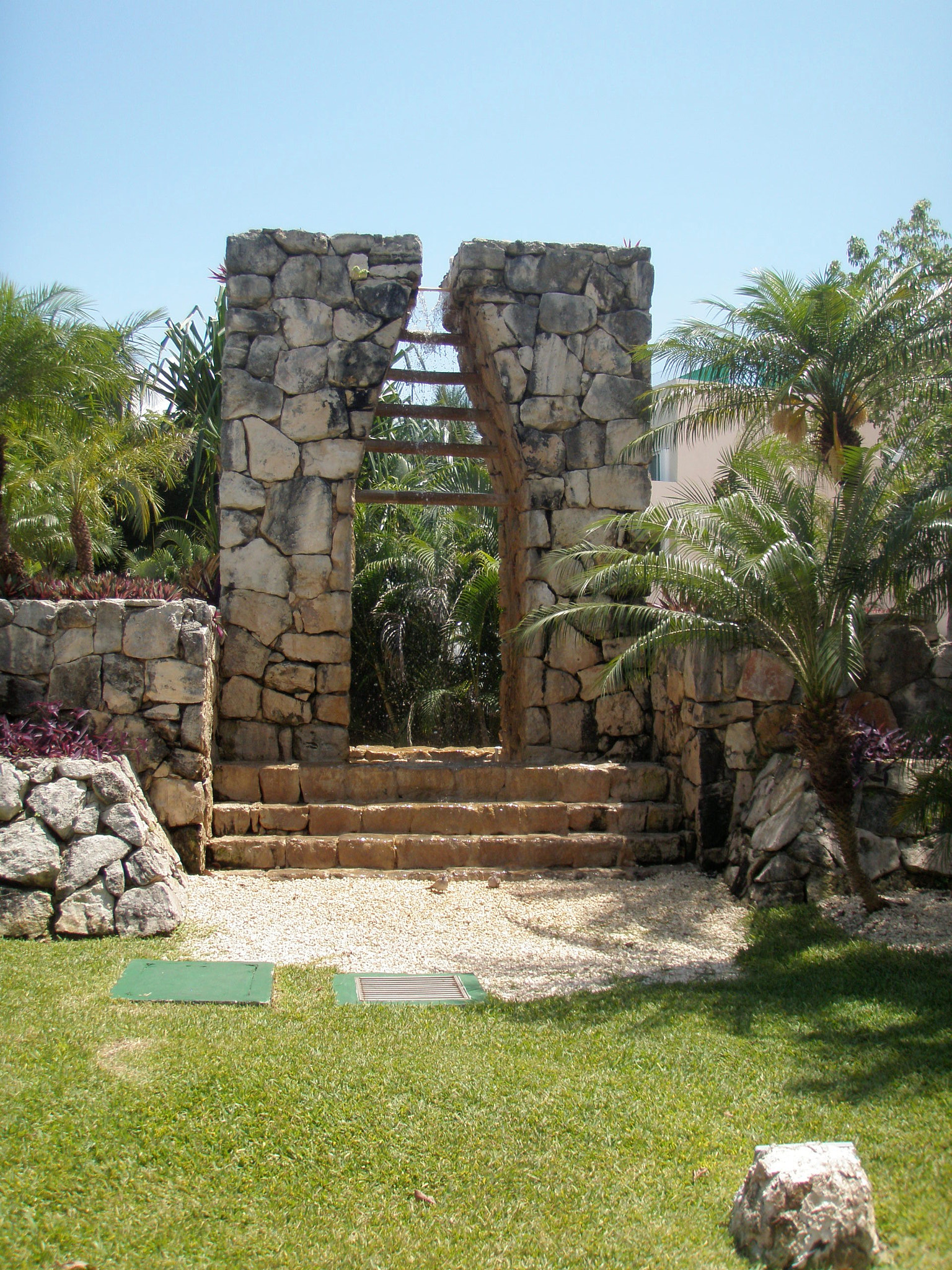 Olympus u1050SW,S1050SW sample photo. Mexico riu palace riviera maya walking to riu palace mexico photography