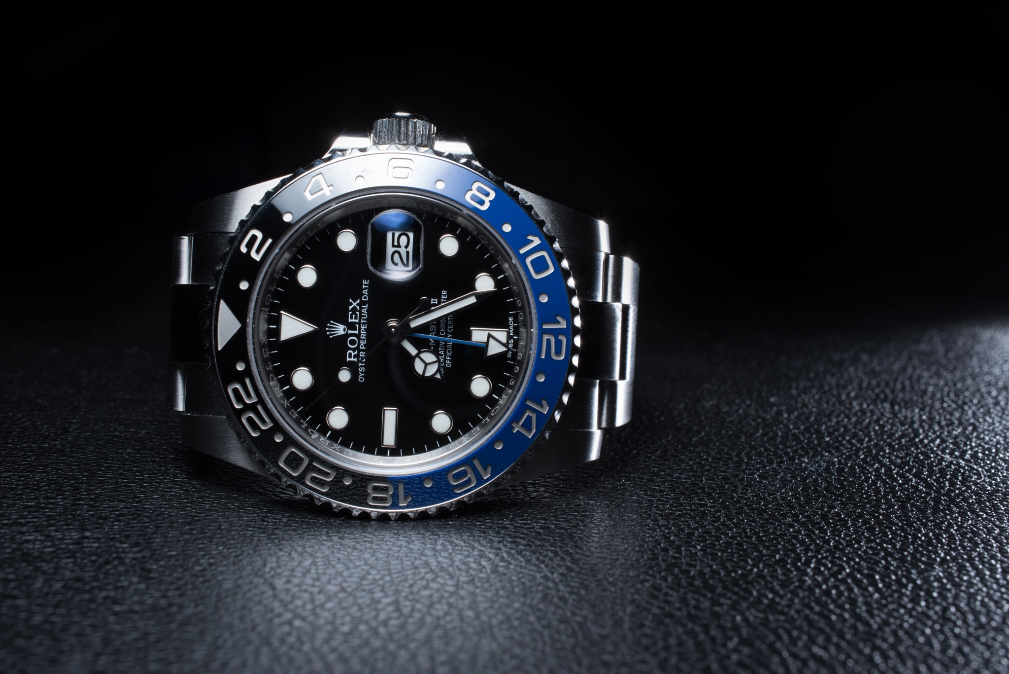 Nikon AF-S DX Micro Nikkor 40mm F2.8 sample photo. Rolex gmt master ii "batman" photography