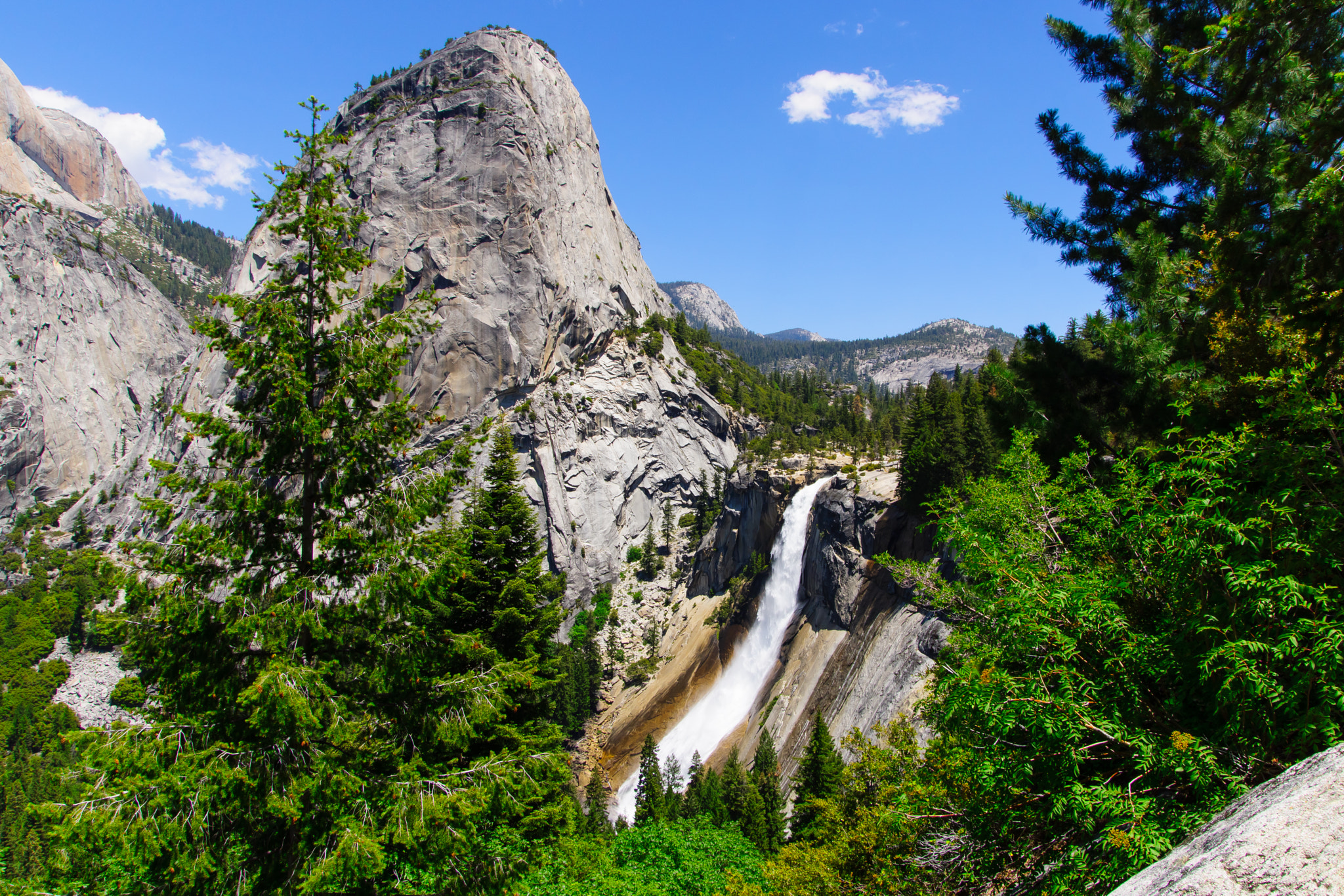 Sony SLT-A65 (SLT-A65V) sample photo. Nevada falls and liberty cap photography