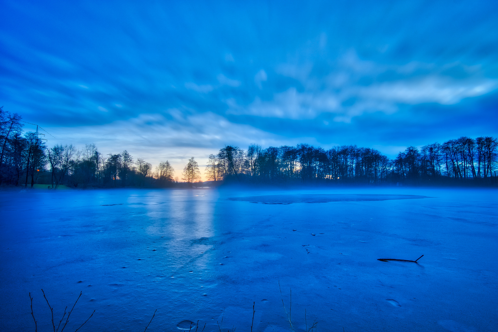 Sony a7 II + Sony E 10-18mm F4 OSS sample photo. Blue ice photography