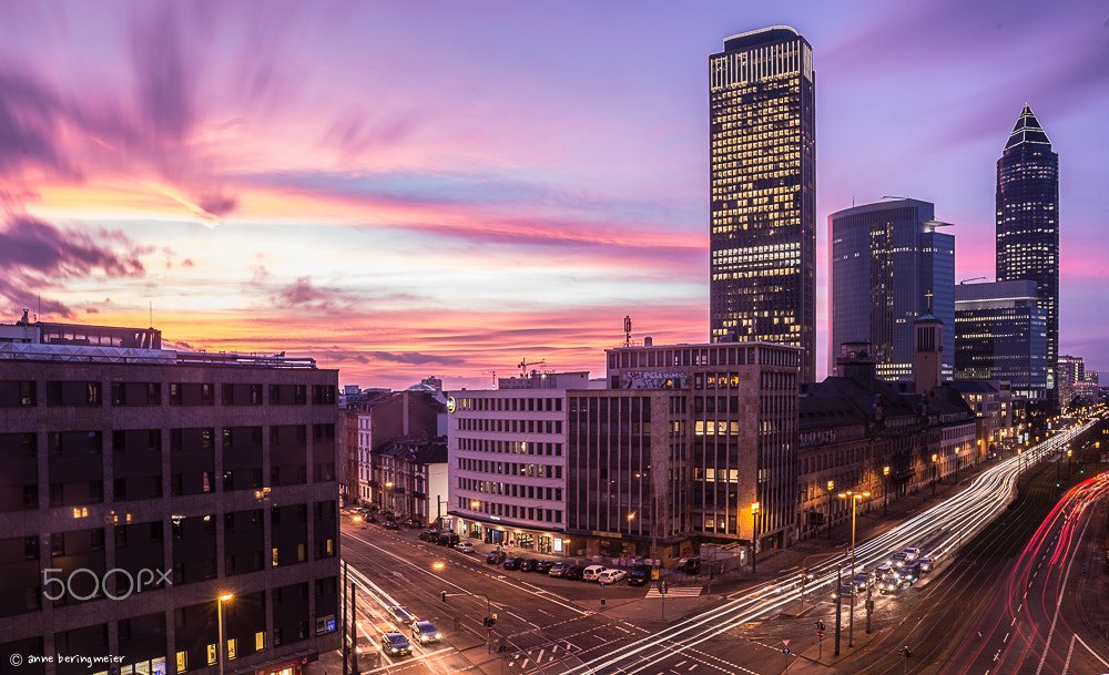 Nikon D600 + Nikon AF-S Nikkor 24mm F1.4G ED sample photo. Rush hour 2/#frankfurt am main photography