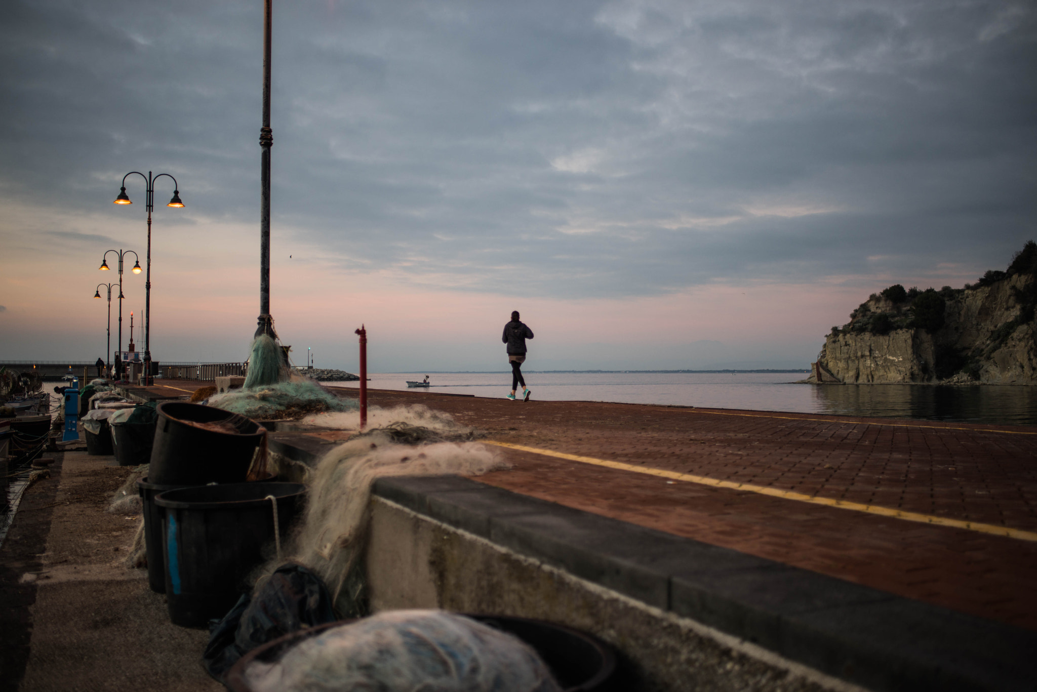 Nikon D610 + AF-S Nikkor 35mm f/1.8G sample photo. Girl running at sunset photography