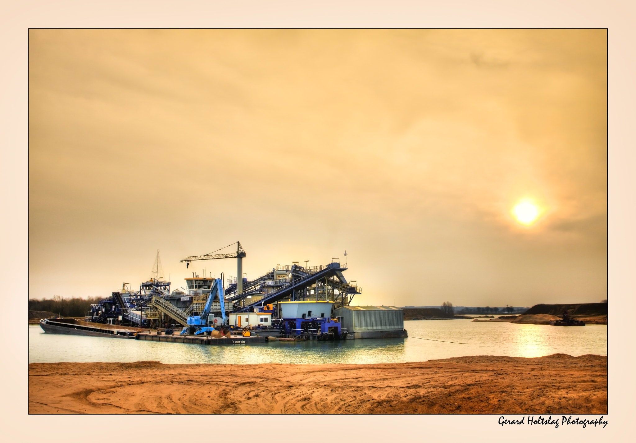 Canon EOS 40D + Sigma 24-70mm F2.8 EX DG Macro sample photo. Suction-dredger photography