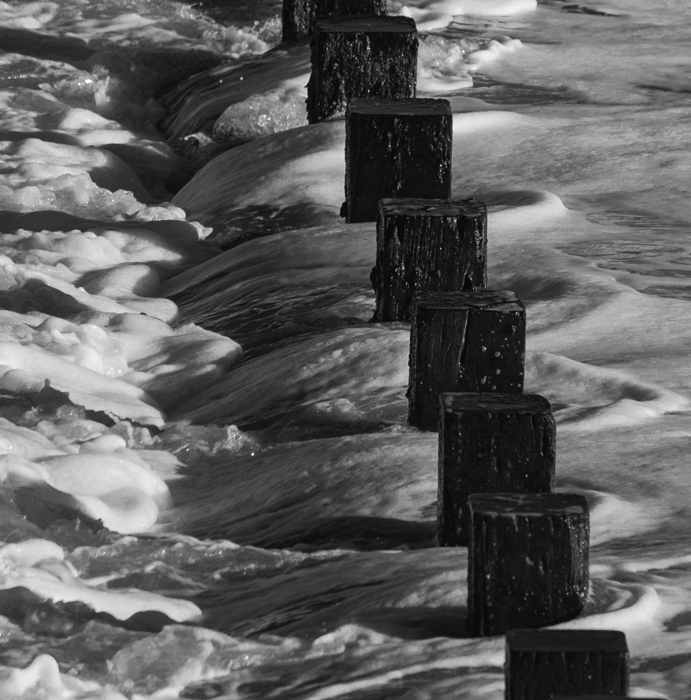 Sigma 150-500mm F5-6.3 DG OS HSM sample photo. Beach defences photography