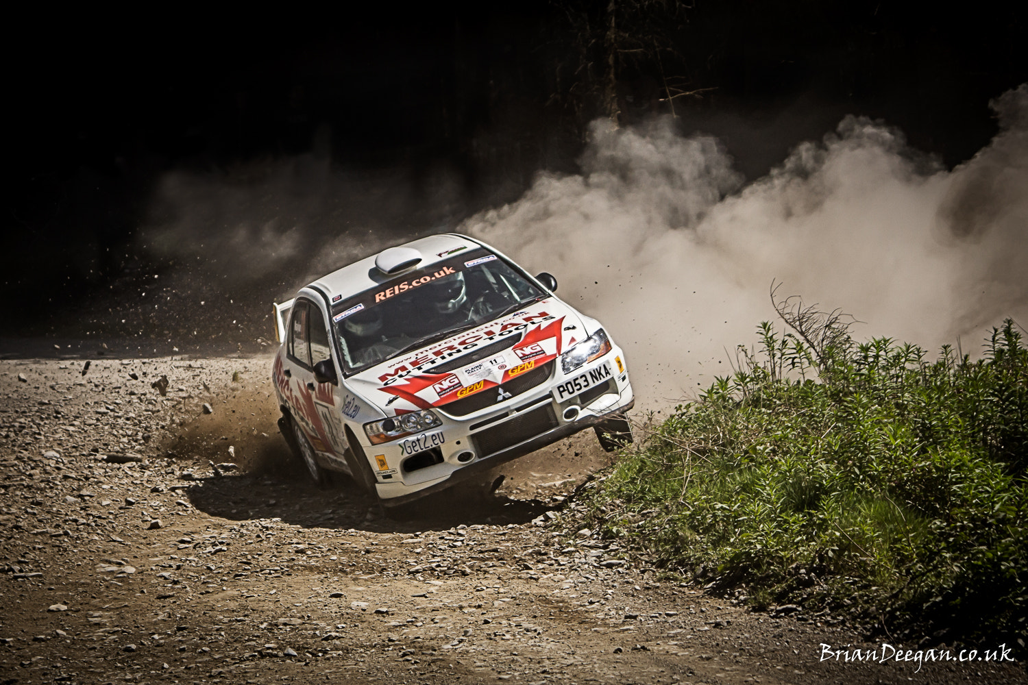 Sony DT 18-70mm F3.5-5.6 sample photo. Mitsubishi evo ix photography