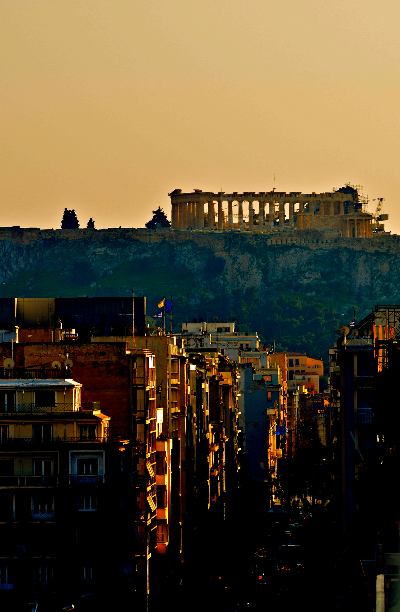 Nikon D7000 + AF Zoom-Nikkor 70-210mm f/4 sample photo. "sunset boulevard" photography