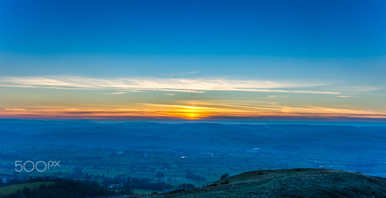 Canon EOS M + Sigma 10-20mm F4-5.6 EX DC HSM sample photo. Sunset over ruthin valley photography