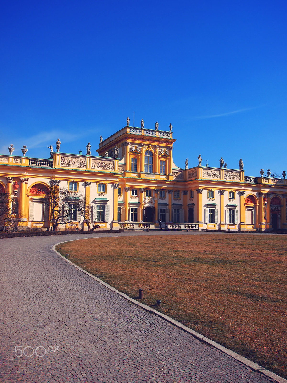 Olympus Zuiko Digital ED 9-18mm F4.0-5.6 sample photo. Wilanow palace in warsaw photography