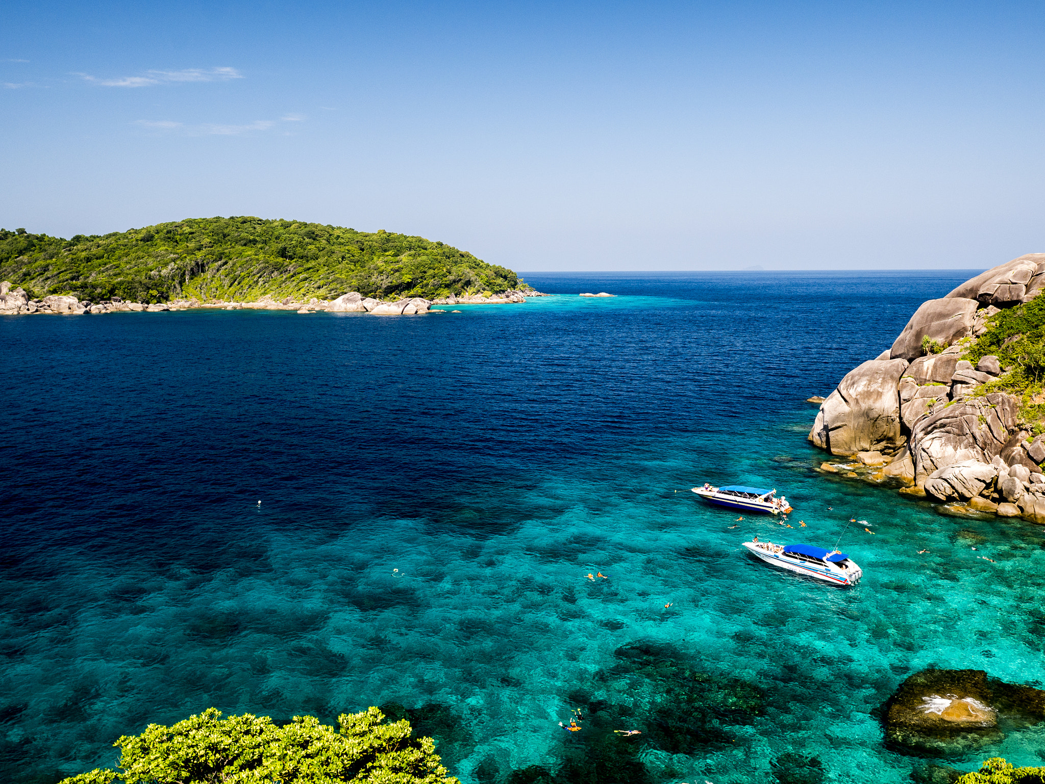 Panasonic Lumix DMC-GX7 + LEICA DG SUMMILUX 15/F1.7 sample photo. Similan islands photography