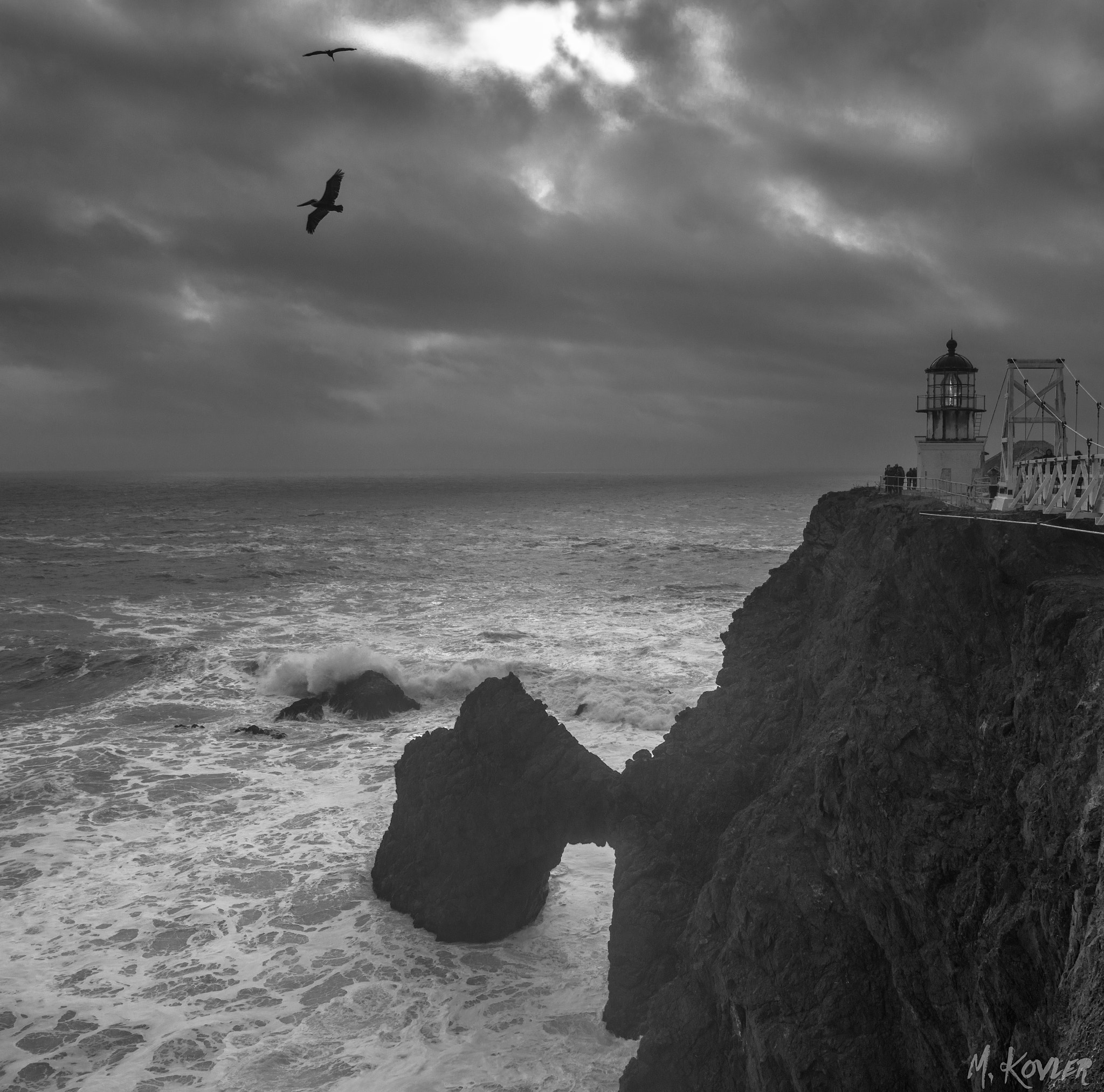 Nikon D800 + Nikon AF Nikkor 24mm F2.8D sample photo. Point bonita lighthouse photography