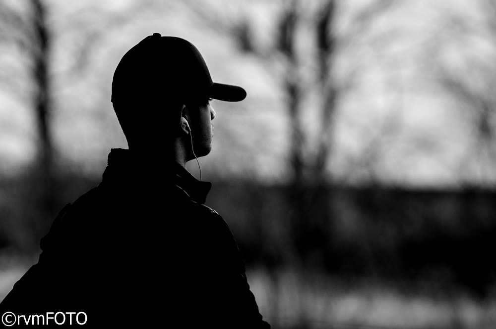 Nikon D3S sample photo. Listening photography