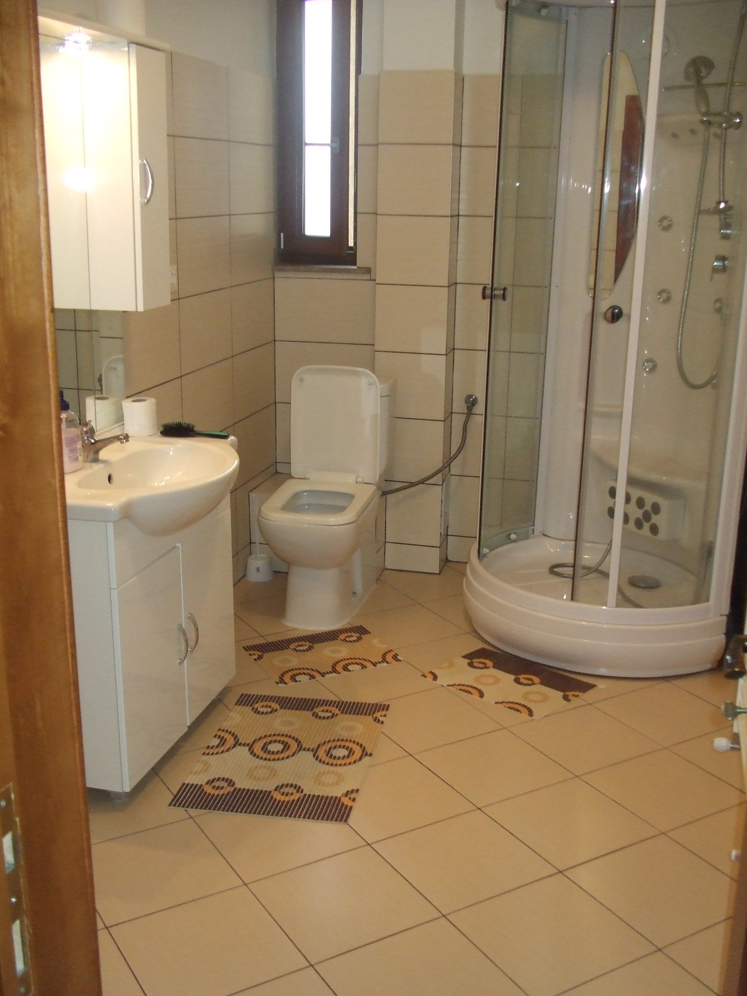 v2?sig=25a81bedef61f34174f6cb379317c9496b194bec850c6211dfa800d4fb18ef88