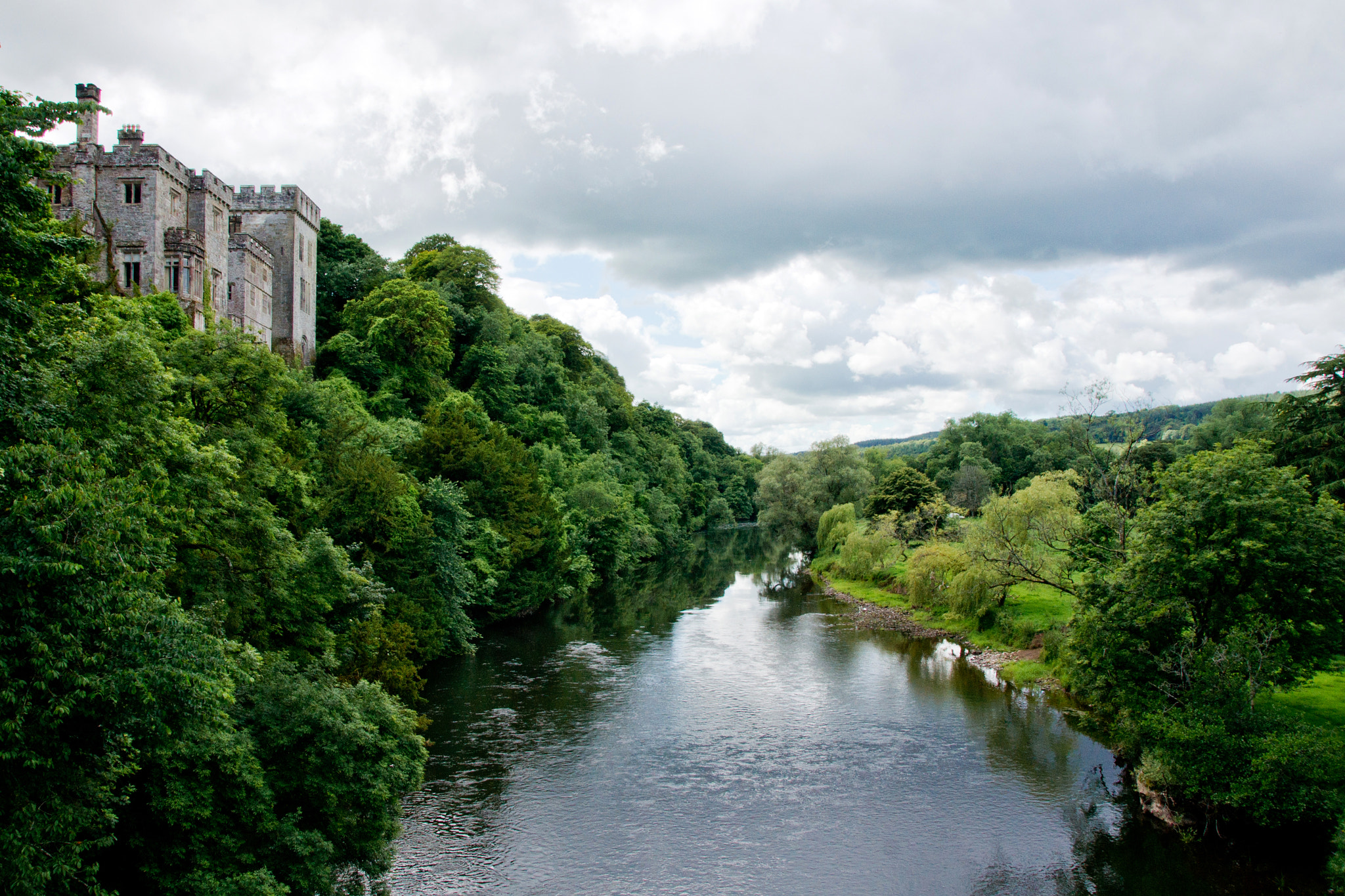 Tamron AF 28-105mm F4-5.6 [IF] sample photo. Lismore castle photography