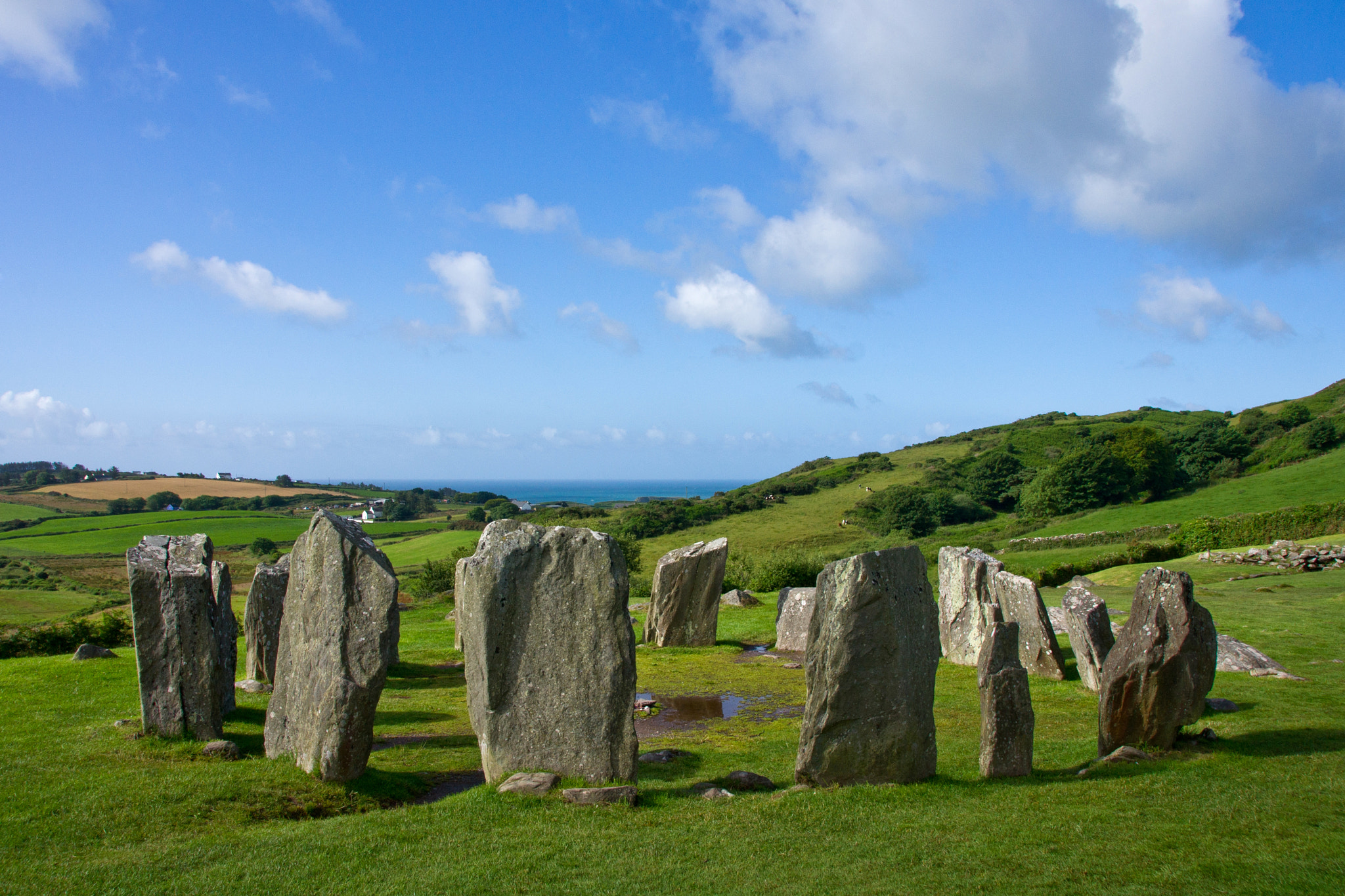 Sony Alpha DSLR-A500 + Tamron AF 28-105mm F4-5.6 [IF] sample photo. Drombeg stone circle photography