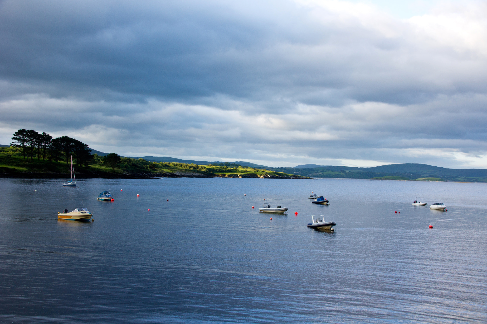 Sony Alpha DSLR-A500 + Tamron AF 28-105mm F4-5.6 [IF] sample photo. Bantry bay photography