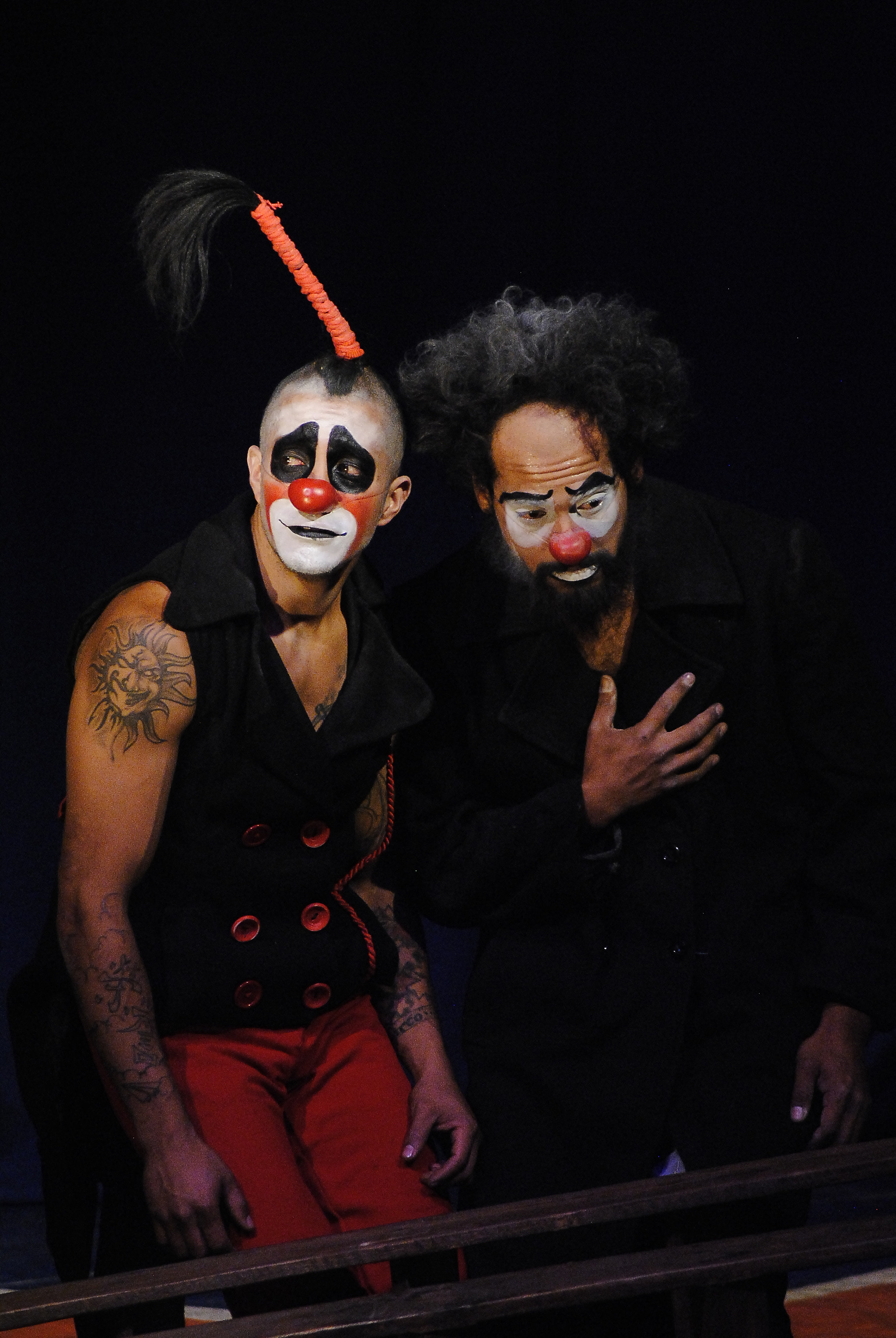 Nikon AF Nikkor 70-300mm F4-5.6G sample photo. Clowns photography