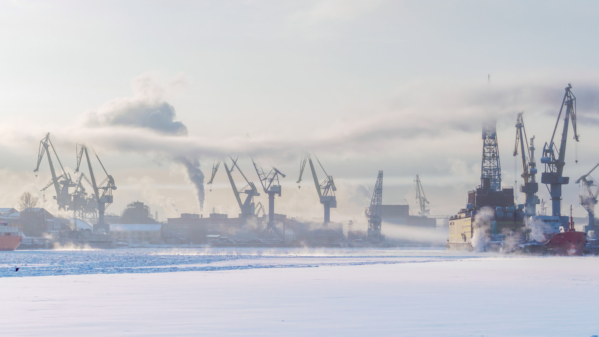 Olympus PEN E-PM2 sample photo. Frosty industrial. saint-petersburg sea port photography