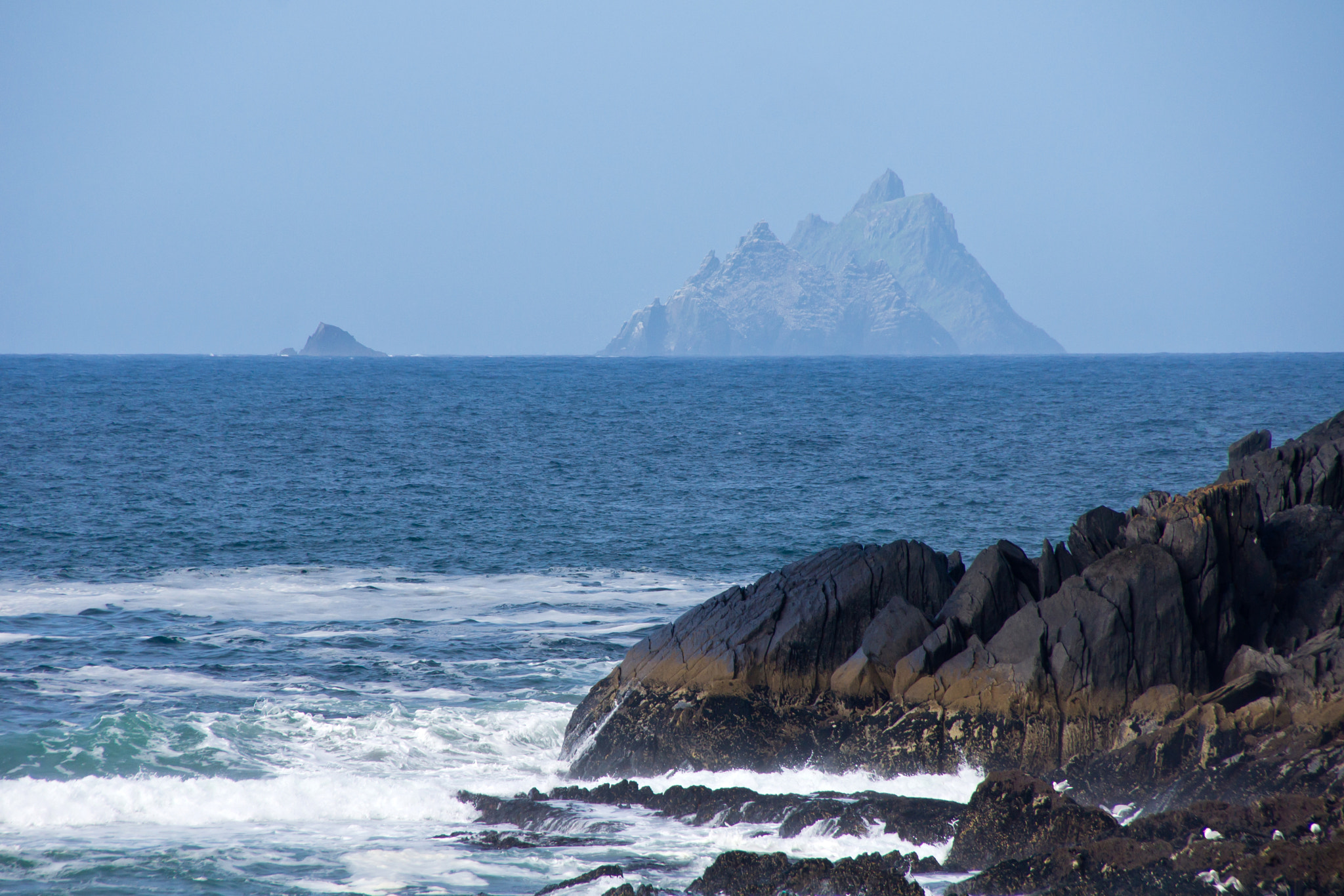 Sony Alpha DSLR-A500 + Sigma 18-250mm F3.5-6.3 DC OS HSM sample photo. Skelligs photography