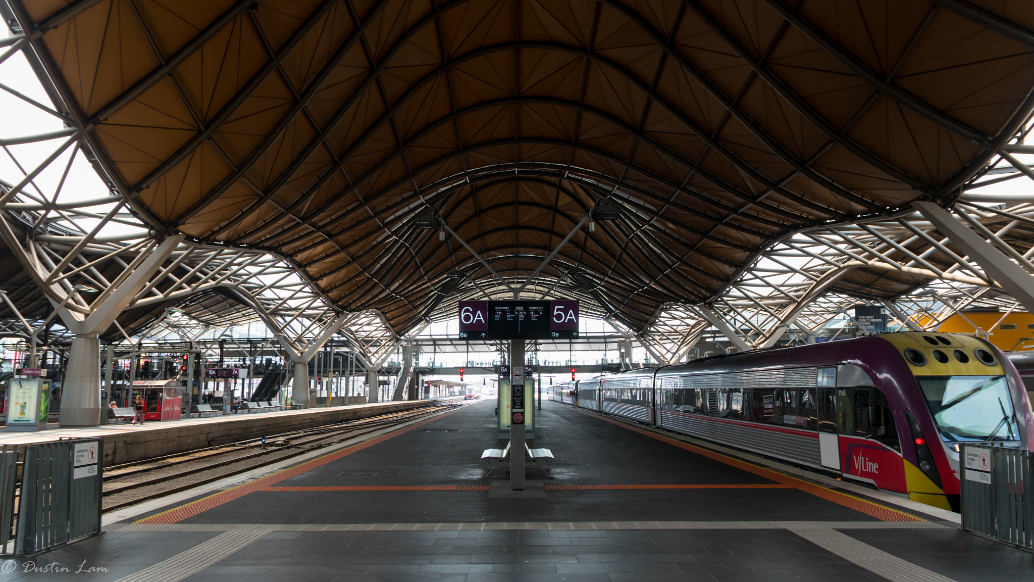 Sony a7R II sample photo. Southern cross station - low photography