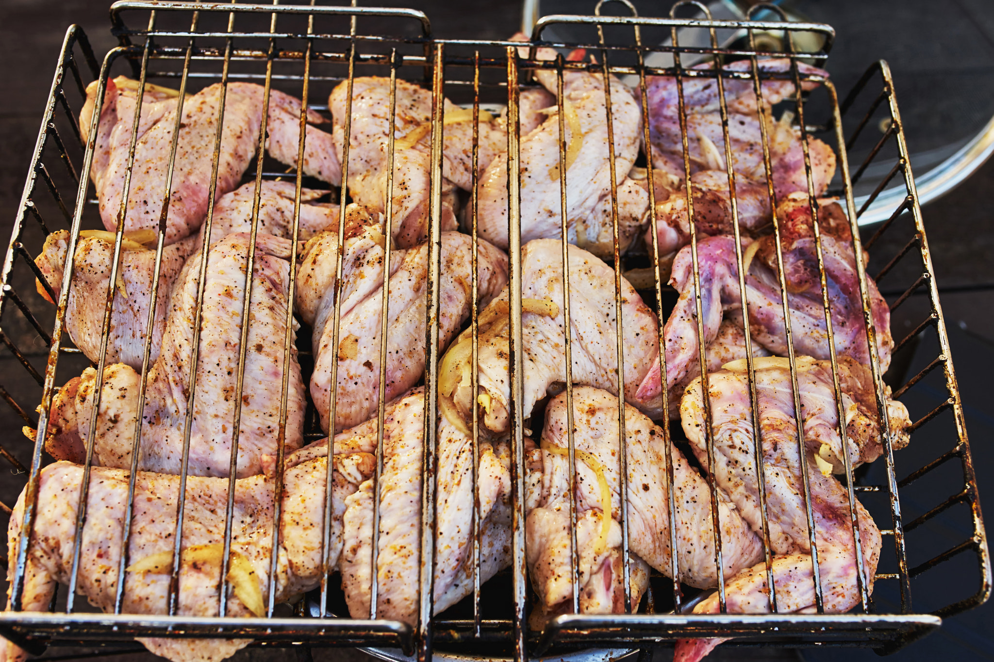 Sony a7 + 35mm F1.4 sample photo. Chicken wings on the barbecue photography