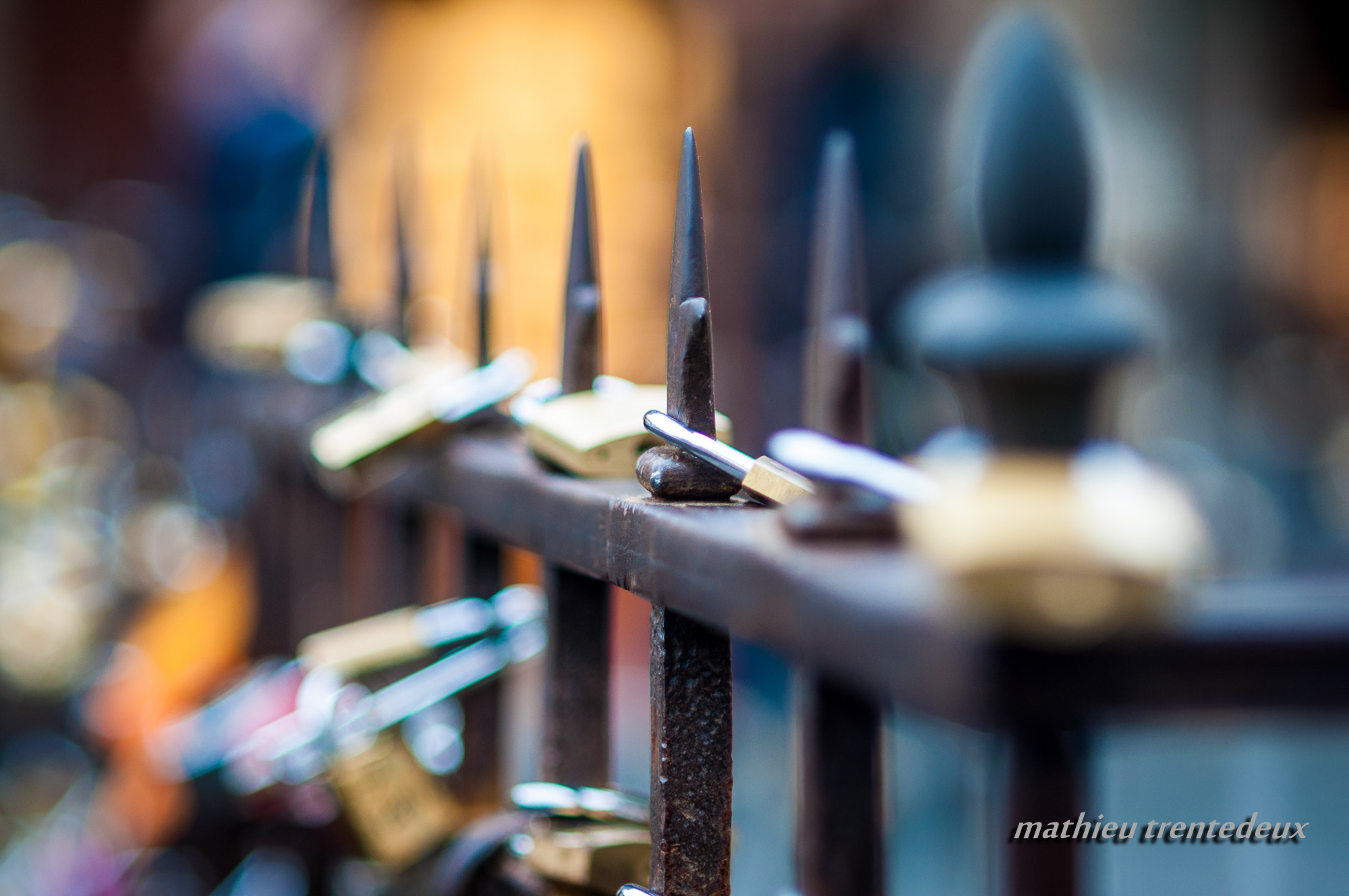 Nikon D90 + AF Nikkor 85mm f/1.8 sample photo. Ponte vecchio - cadenas photography