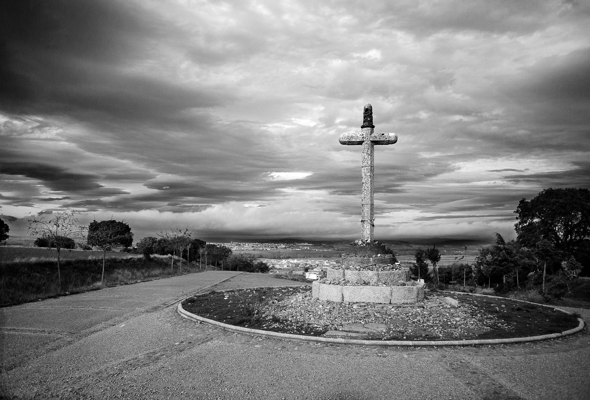 Nikon 1 V2 + Nikon 1 Nikkor 10mm F2.8 sample photo. Camino photography