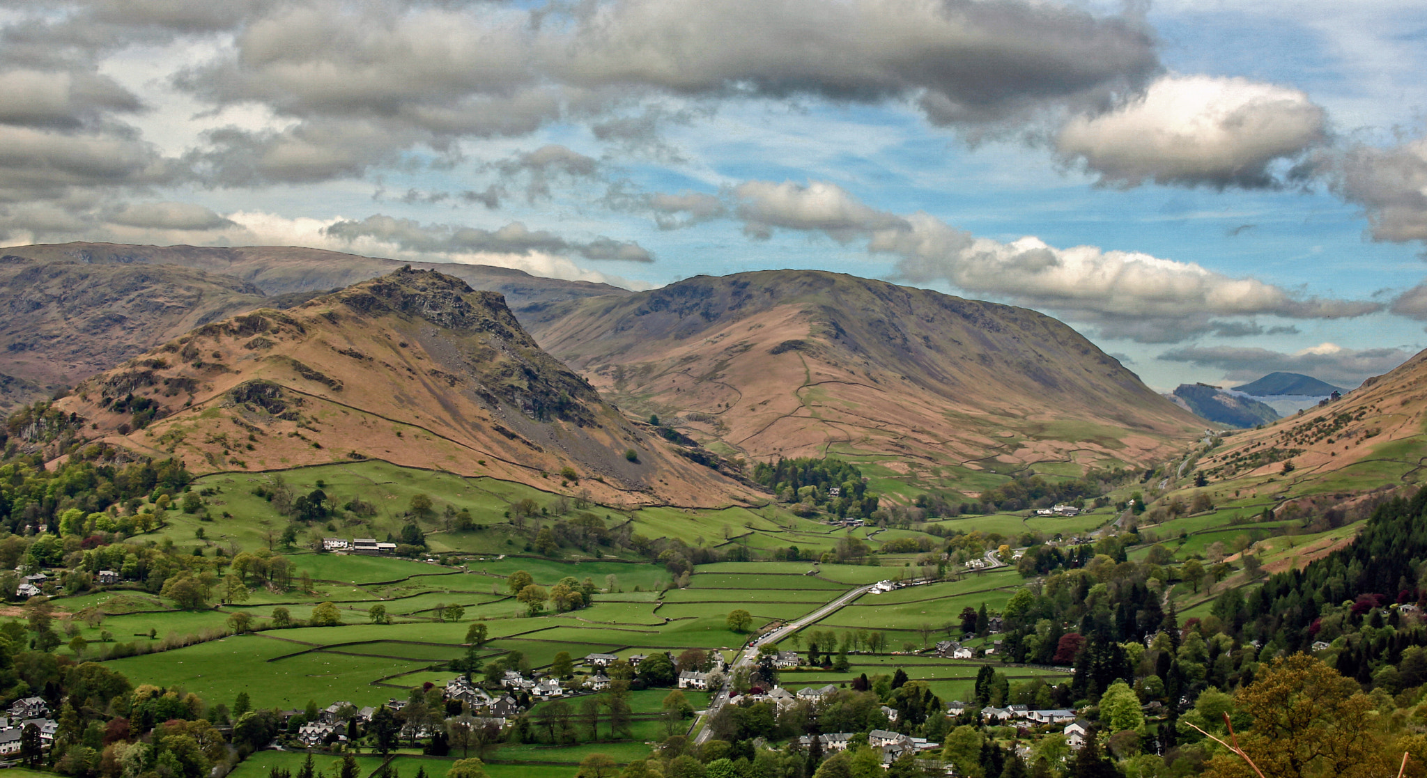 Canon EF-S 18-55mm F3.5-5.6 sample photo. Helm crag, grasmere photography